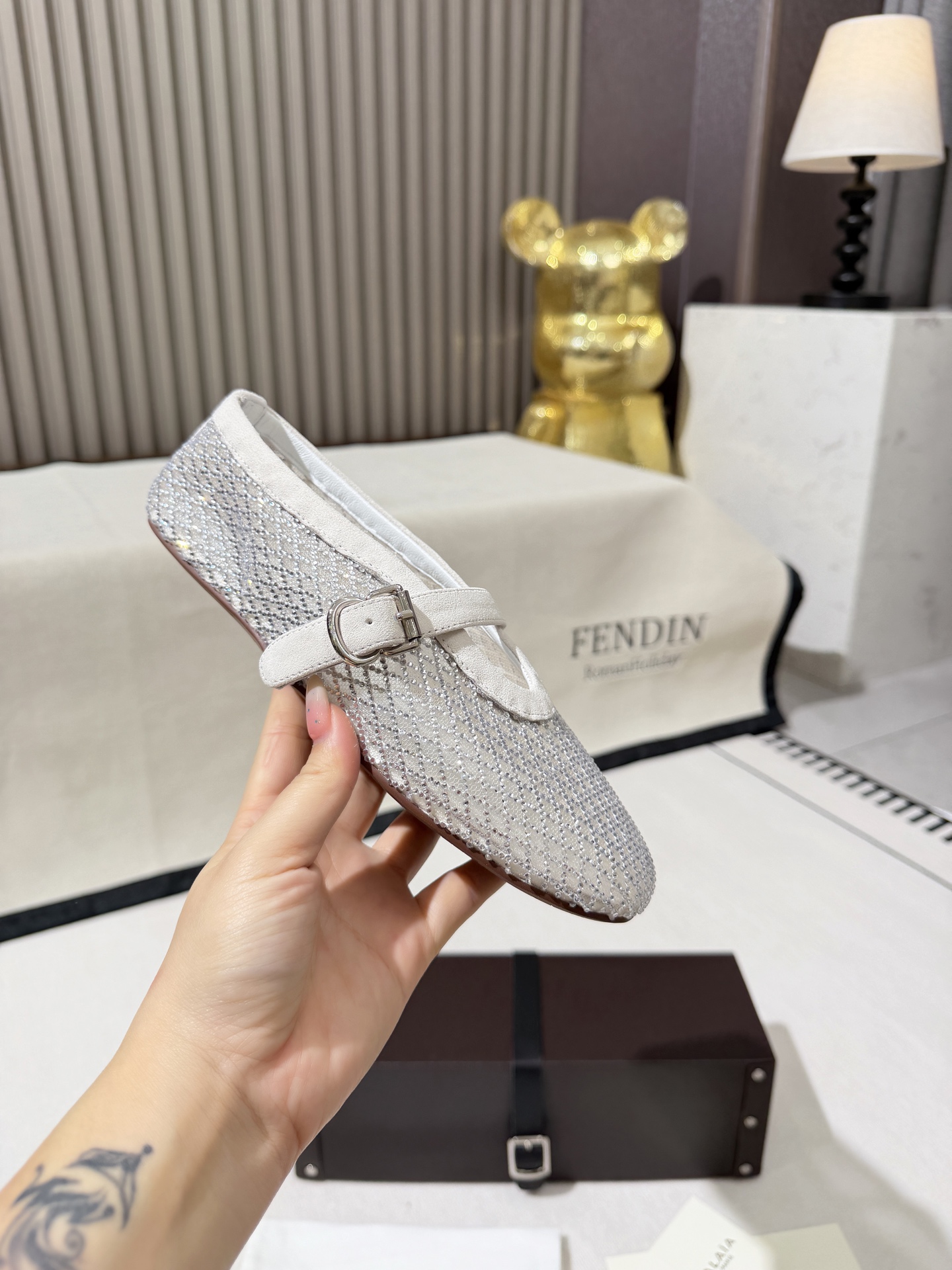 Women's high heels